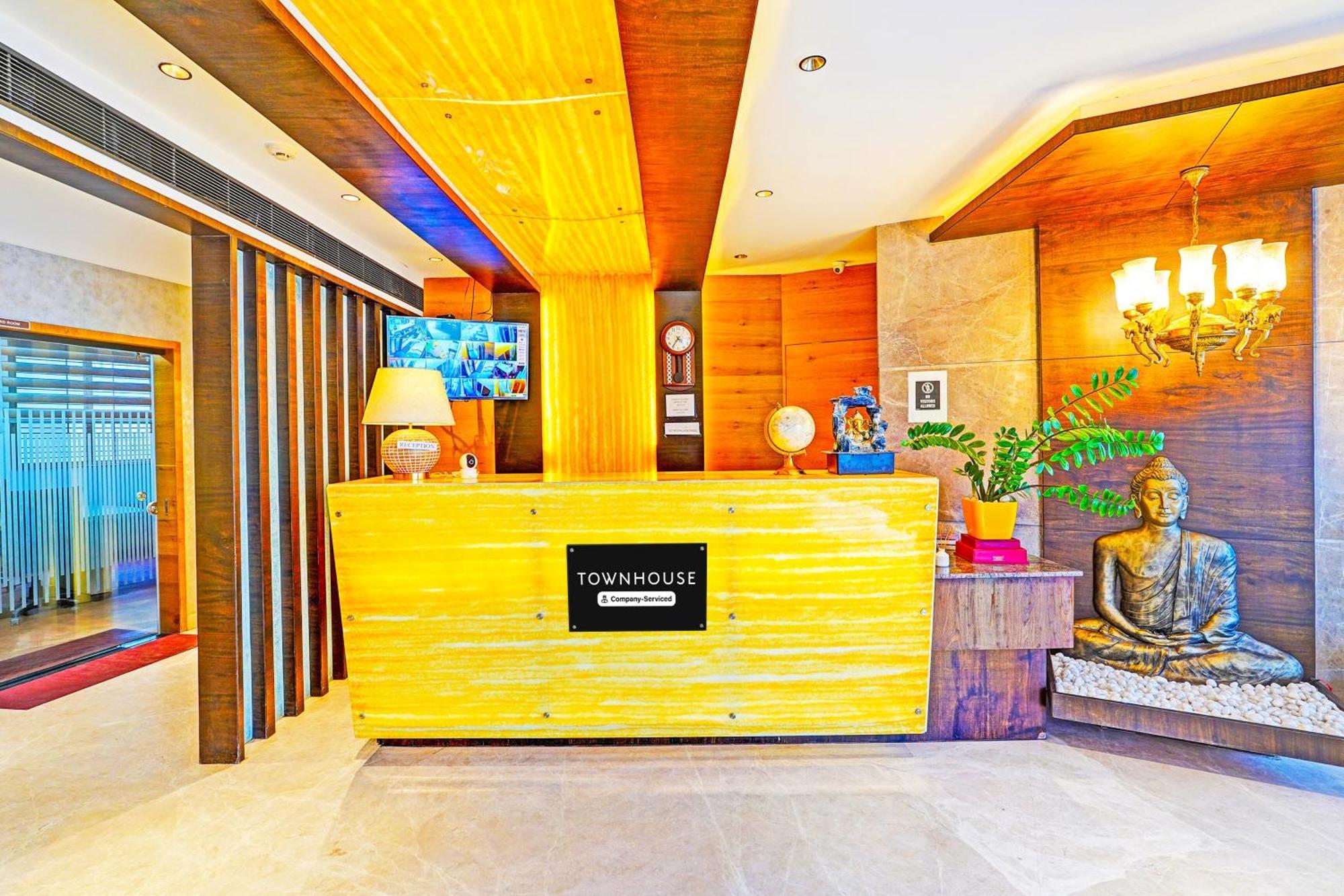 Super Townhouse Indiranagar Hotel Bangalore Luaran gambar
